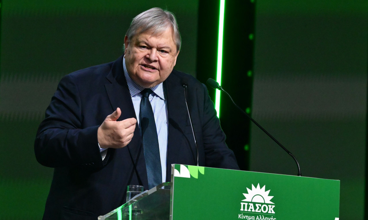 Βενιζέλος: Το ΠΑΣΟΚ οφείλει έναντι της χώρας να θέσει ως εκλογικό στόχο τη νίκη του
