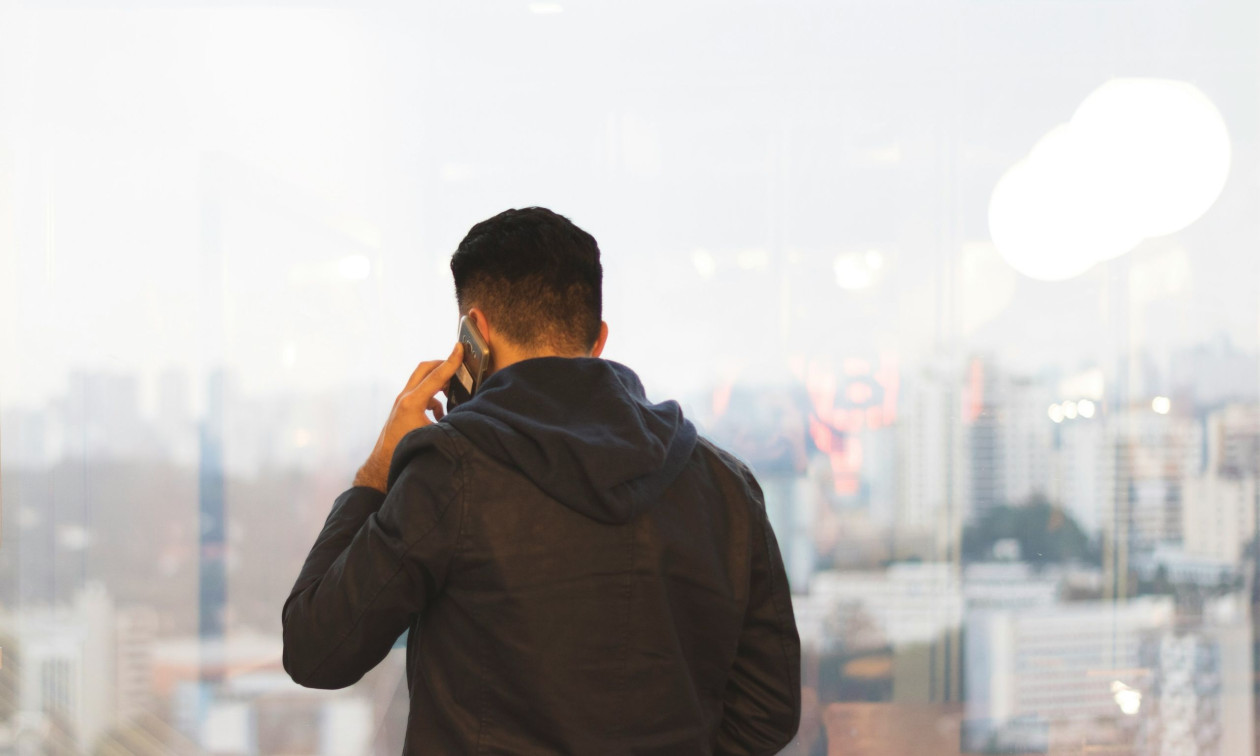 Φερνάντο Μόρα, νευροεπιστήμονας: «Εκπαιδεύουμε τον εγκέφαλο για ταχύτητα και όχι για διαρκή προσοχή»