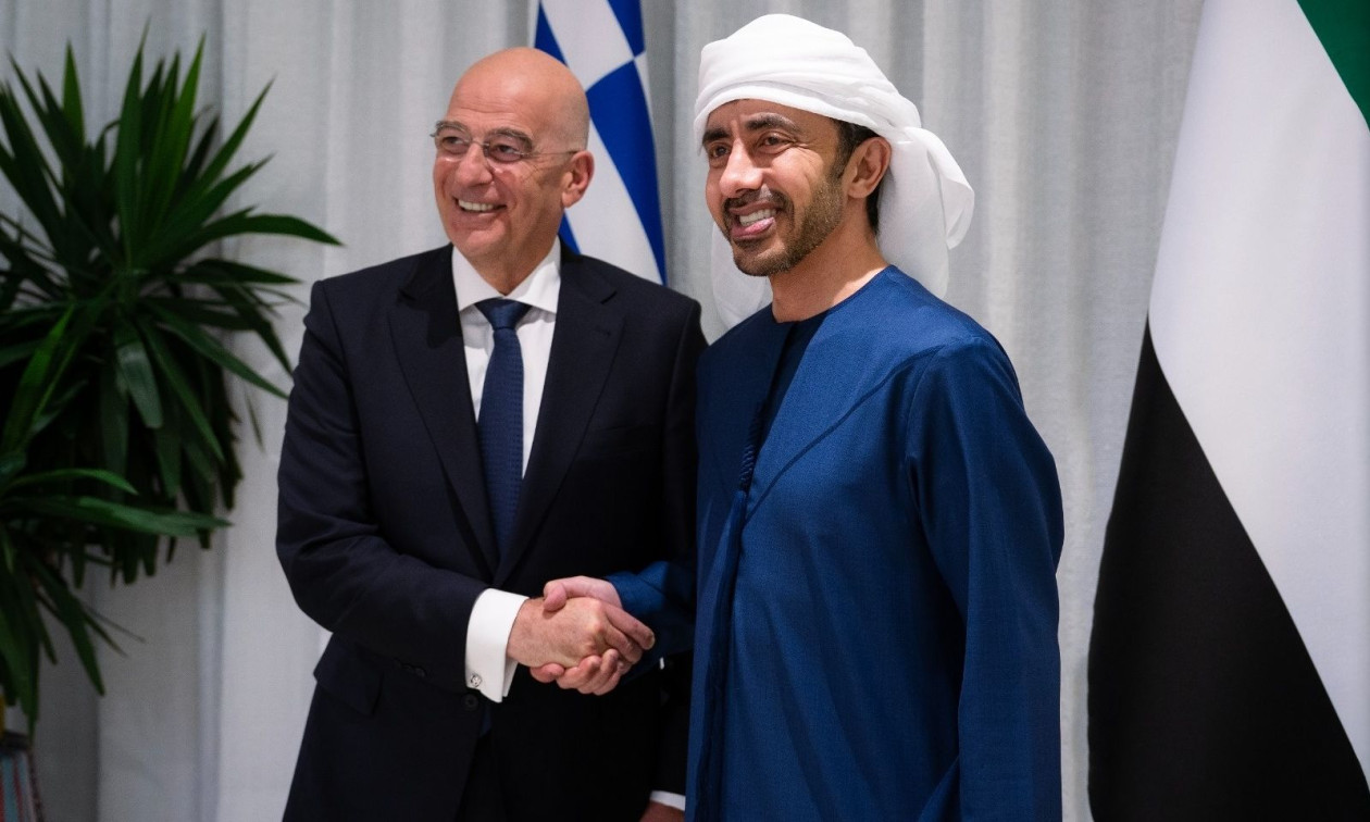 Δένδιας: Συνάντηση με τον αναπληρωτή πρωθυπουργό και υπουργό Εξωτερικών των ΗΑΕ