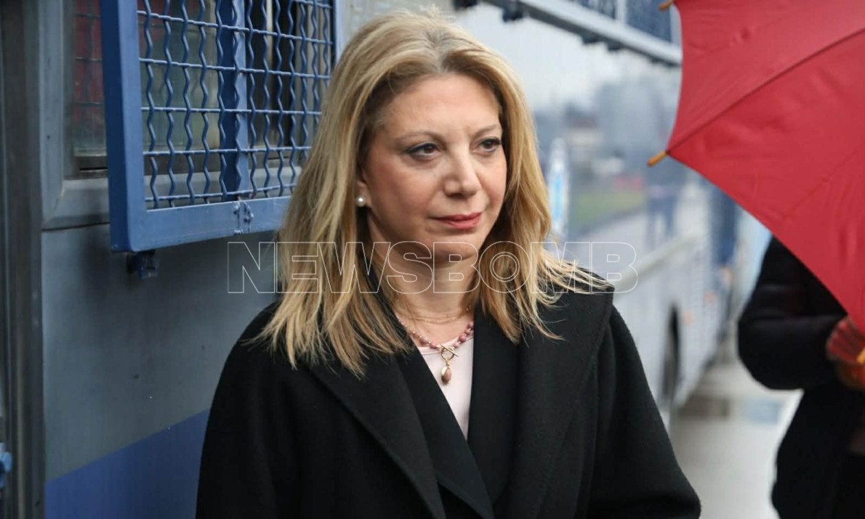 Καρυστιανού στη δίκη Τεμπών: «Δεν αναγνωρίζω τίποτα νόμιμο σε αυτή τη δικαστική αίθουσα»