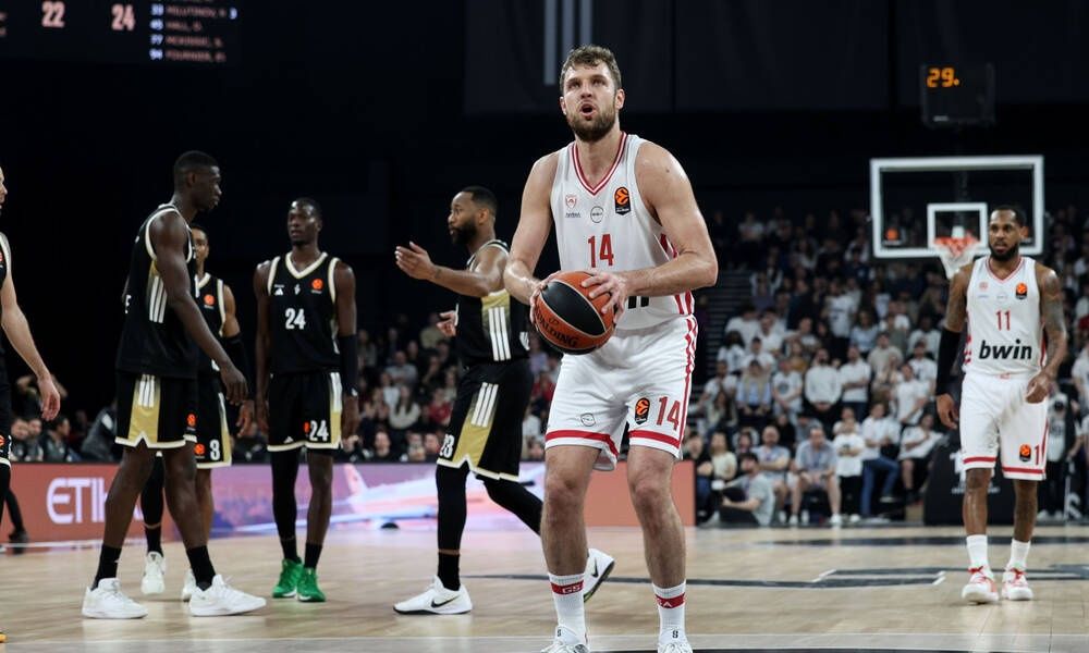 Βιλερμπάν - Ολυμπιακός 74-82: Με Βεζένκοφ και Χολ πέρασε αγχωτικά από τη Λυών