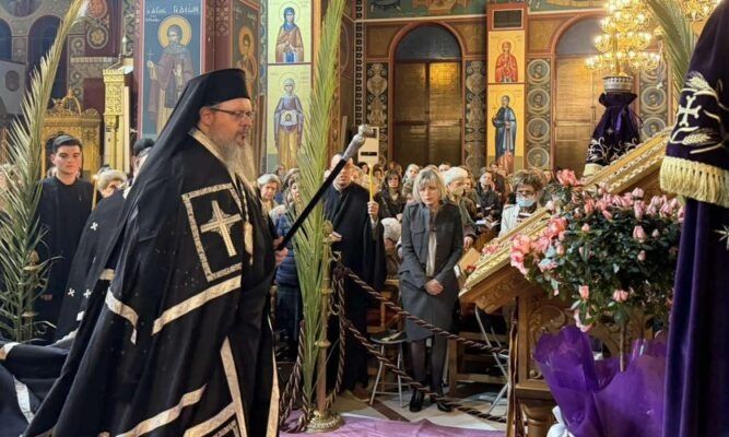 Μητροπολίτης Λαρίσης Ιερώνυμος: «Ο Σωκράτης και ο Πλάτων μιλούσαν για έναν Θεό, όχι πολλούς»