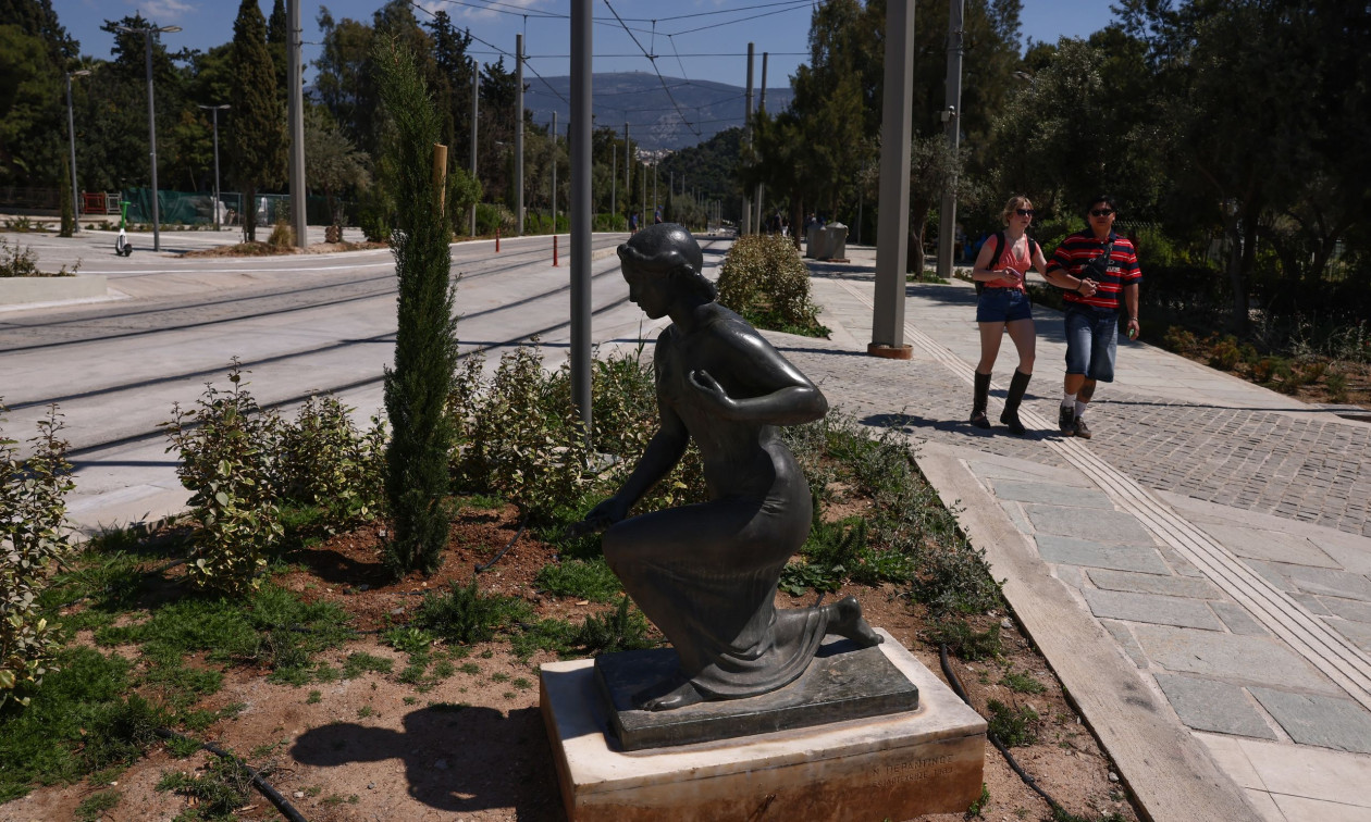 Μενδώνη κατά Δούκα για τη Βασιλίσσης Όλγας: «Δηλώνει υπερήφανος για ένα έργο που πολέμησε»