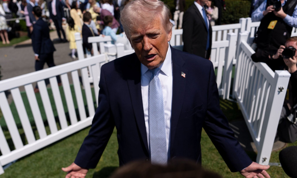 Ο Τραμπ χαιρετίζει τη «μεγάλη μέρα για την παγκόσμια ειρήνη» μετά τη συμφωνία