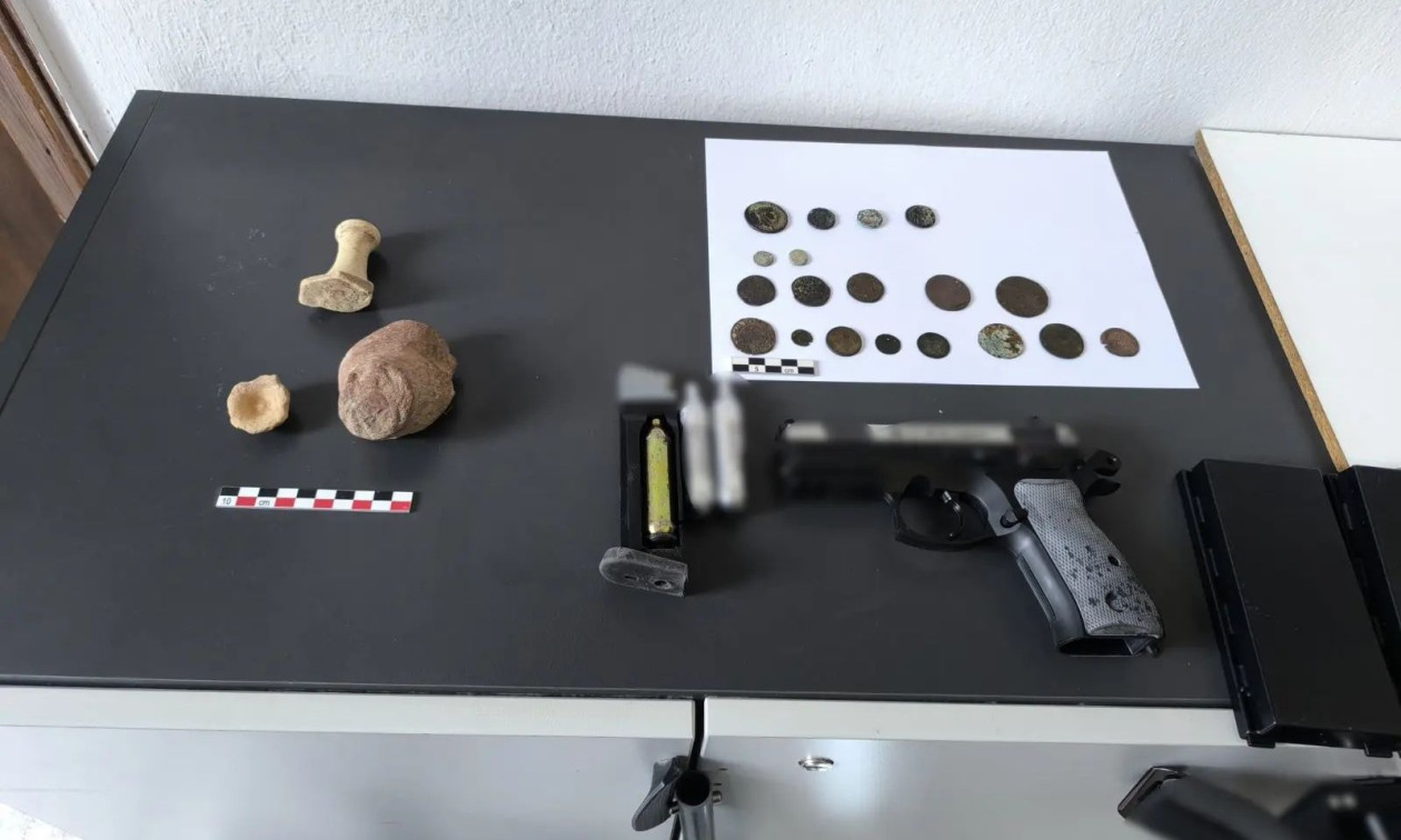 Κύθηρα: Συνελήφθη άνδρας για διακίνηση αρχαιοτήτων μέσω διαδικτύου