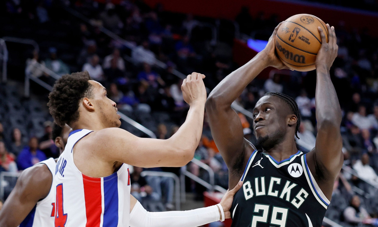 NBA: Οι Πίστονς ισοπέδωσαν τους Μπακς - Τα αποτελέσματα και τα highlights