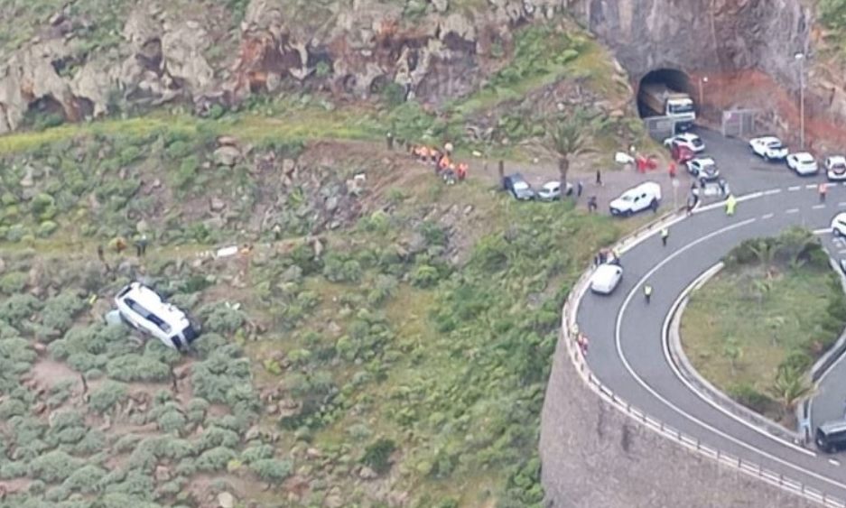 Ισπανία: Ένας νεκρός και 3 τραυματίες σε ανατροπή λεωφορείου στα Κανάρια Νησιά