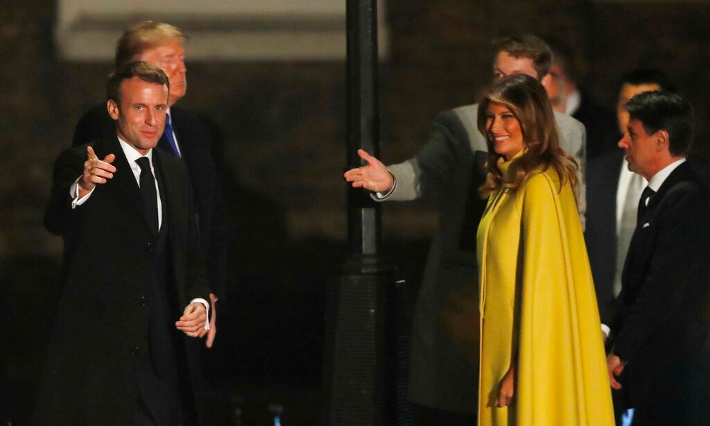 Τα 15 δευτερόλεπτα που έμπλεξαν Μελάνια - Μακρόν στο σκάνδαλο Έπσταϊν