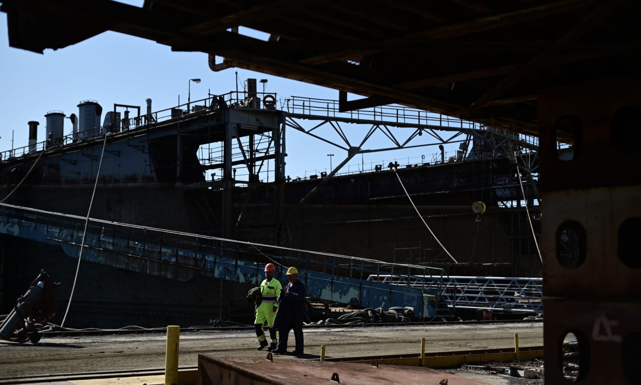 «Τρέχουν» οι ναυπηγήσεις νέων ρυμουλκών στα ναυπηγεία Ελευσίνας – Το «στοίχημα» της ασφάλειας