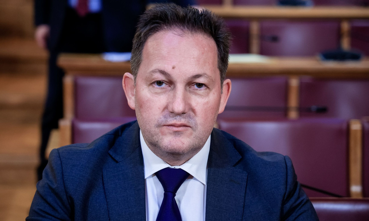 Πέτσας: Περιμένω επίσημη τοποθέτηση για την πρόσληψη Λαζαρίδη το 2007