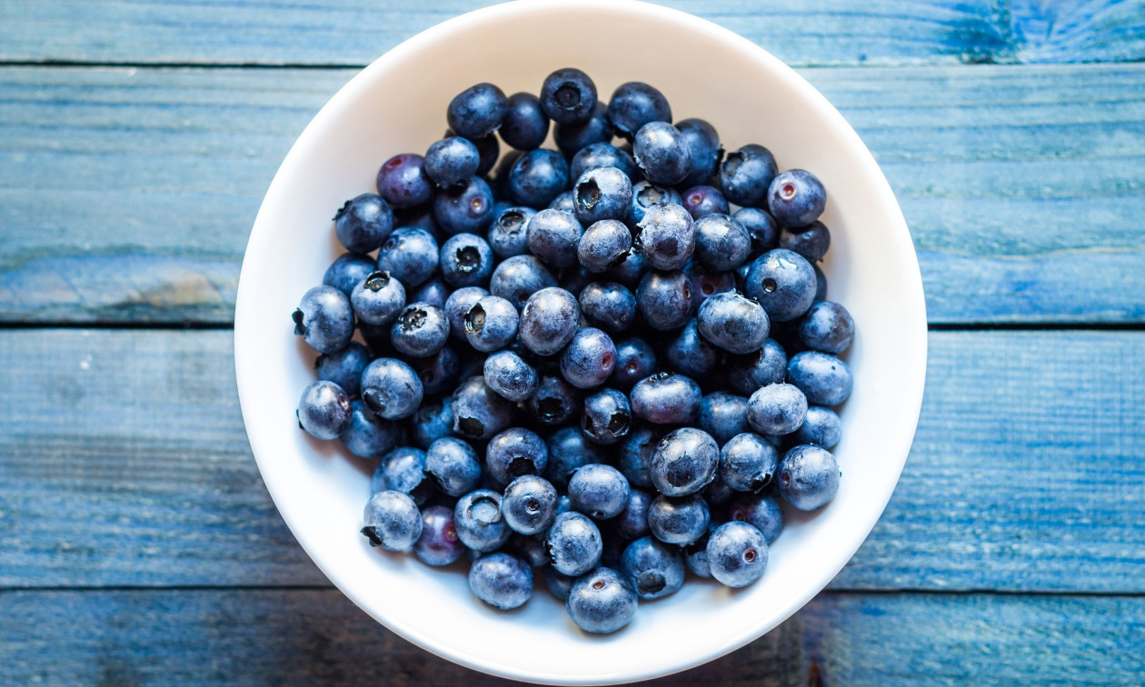 Αυτά τα «μπλε μαργαριτάρια» είναι από τα πιο υγιεινά φρούτα που μπορείτε να φάτε