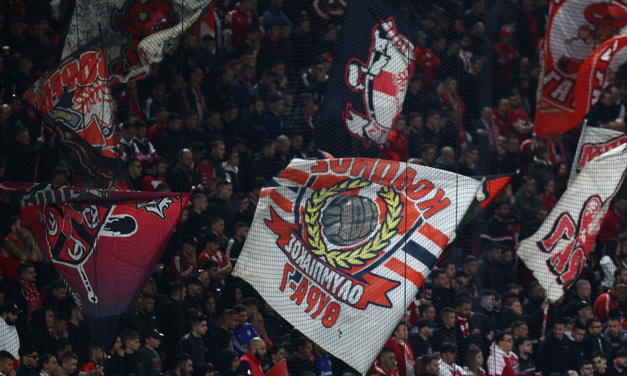 Ολυμπιακός: Αντιπροσωπεία οπαδών στου Ρέντη – «Ματώστε τη φανέλα»