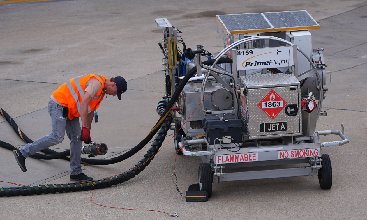 Διεθνής Οργανισμός Ενέργειας: Η Ευρώπη έχει καύσιμα αεροσκαφών για περίπου 6 εβδομάδες