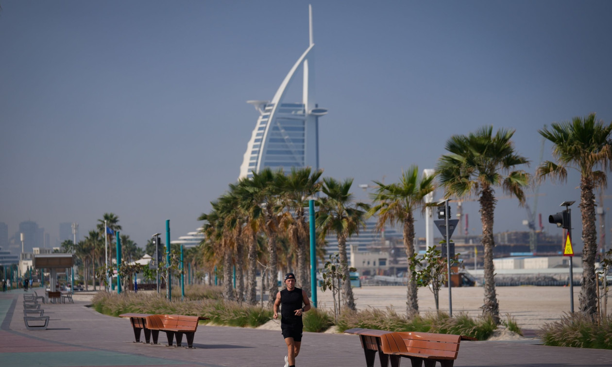 Ξενοδοχείο - ορόσημο στο Ντουμπάι σε 18μηνη «ανακαίνιση»