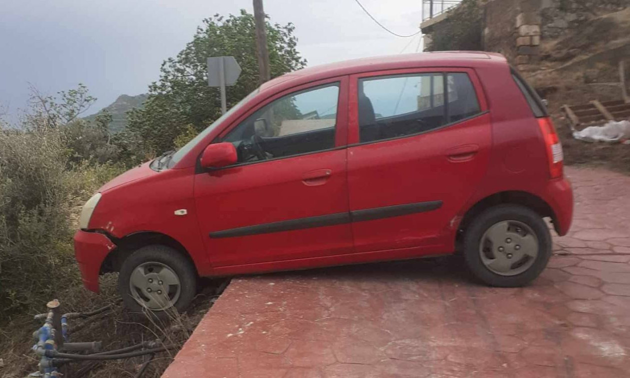Κρήτη: Θυελλώδεις άνεμοι παρέσυραν… αυτοκίνητο – Δείτε φωτογραφία