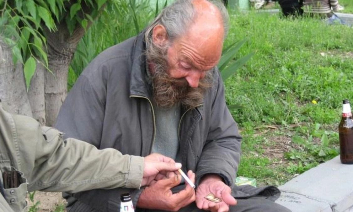 Ελβετός οπαδός της Βασιλείας ταξίδεψε για να δει την ομάδα του στο Μιλάνο και έμεινε άστεγος