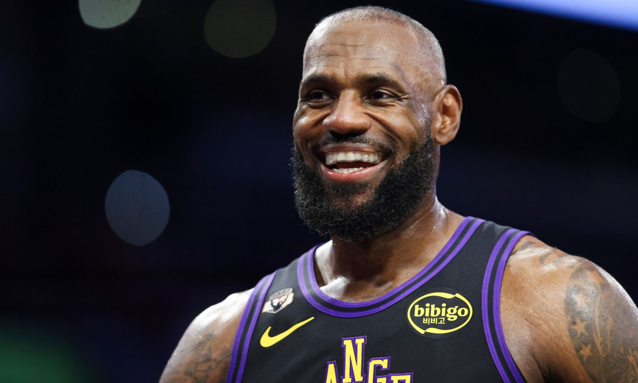 Ο ΛεΜπρόν Τζέιμς προωθεί την «Οδύσσεια» του Κρίστοφερ Νόλαν με απολαυστικό βίντεο - έκπληξη