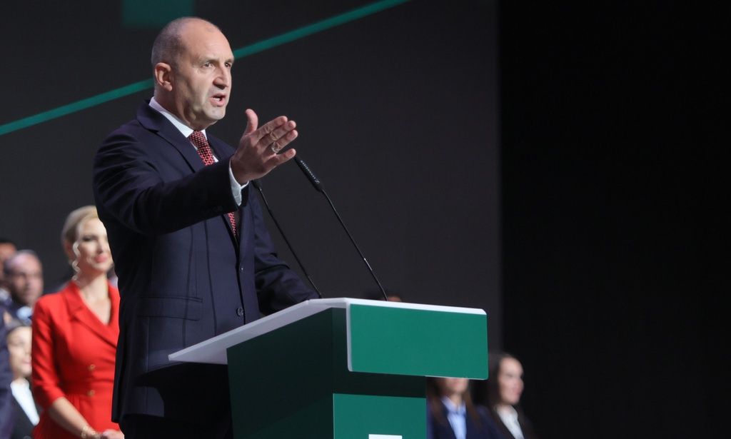 Βουλγαρία: Στις κάλπες ξανά οι πολίτες - Προβάδισμα για τον Ρούμεν Ράντεφ