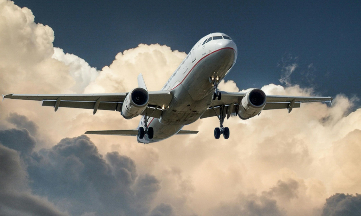 Θρίλερ στον «αέρα» για 159 επιβάτες: Αναγκάστηκαν να εκκενώσουν το αεροσκάφος λόγω πιθανής απειλής