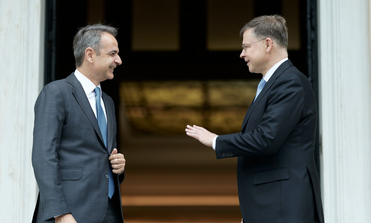 Συνάντηση Μητσοτάκη – Ντομπρόβσκις: «Αξιοσημείωτη ανάκαμψη της Ελλάδας από κάθε άποψη»