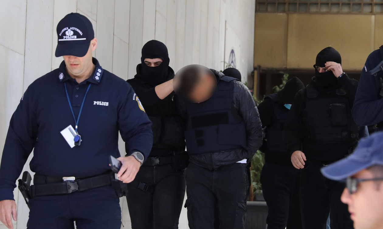 Άγιος Δημήτριος: «Κρατούσα το μαχαίρι από φόβο» ισχυρίστηκε ο 20χρονος δράστης