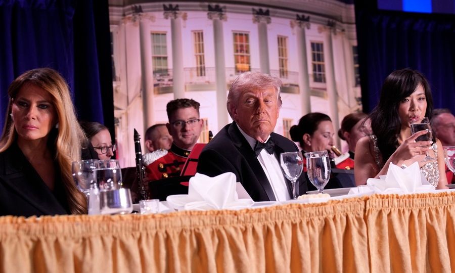 «Όλοι κάτω από τα τραπέζια»: Πώς έζησε ο Μιχάλης Ιγνατίου την επίθεση στο δείπνο παρουσία Τραμπ