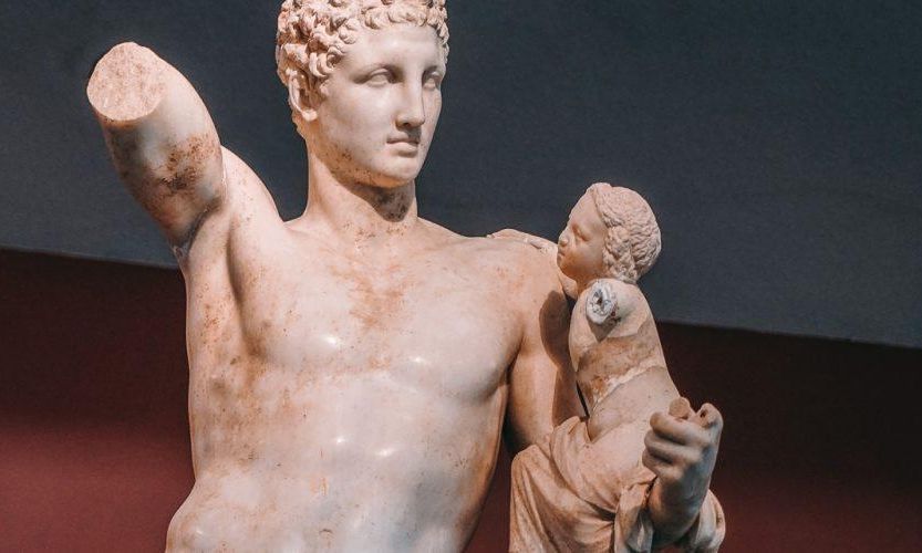 Σαν σήμερα: Η ανακάλυψη που συγκλόνισε την αρχαιολογία - Ο Ερμής του Πραξιτέλη στην Ολυμπία