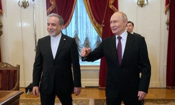 LIVEBLOG: Το Ιράν βάζει στο παιχνίδι τη Ρωσία - «Γόρδιος Δεσμός» τα Στενά του Ορμούζ