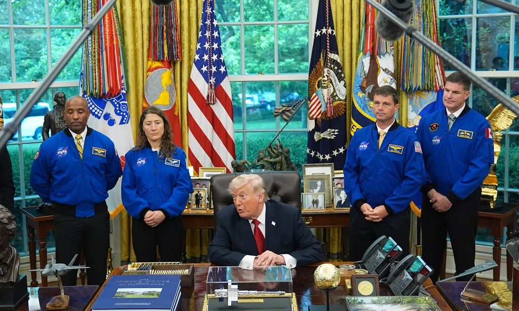 Τραμπ: Οι ΗΠΑ θα κυκλοφορήσουν σύντομα αρχεία UFO