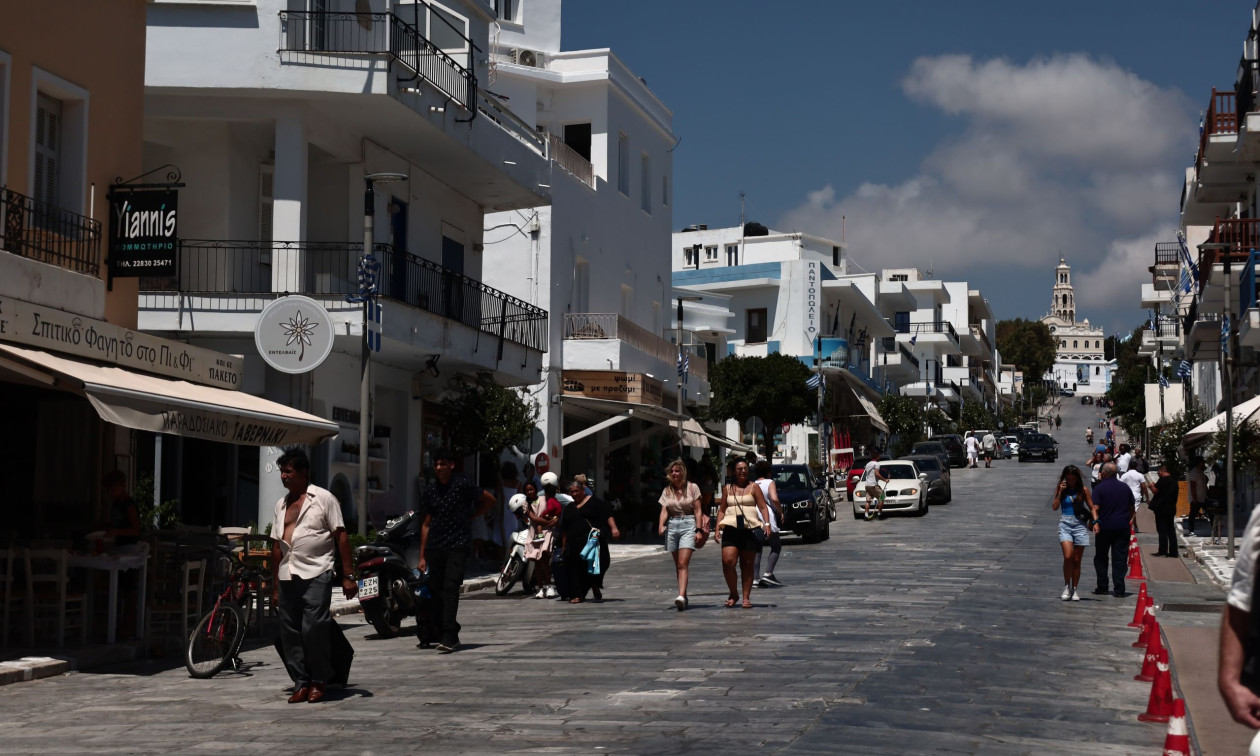 Από πού θα έρθουν οι τουρίστες φέτος - Τι αλλάζει σε ΗΠΑ και Κίνα - Ποιοι θα φέρουν τα έσοδα το 2026