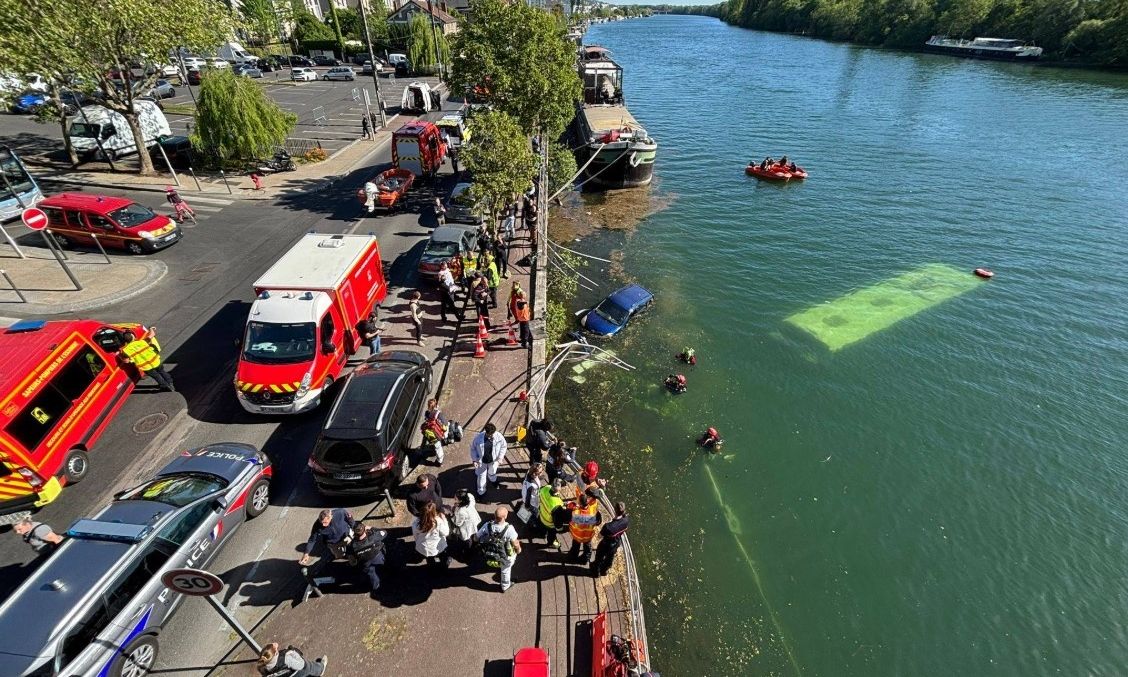 Γαλλία: Λεωφορείο έπεσε στον Σηκουάνα - Μεγάλη επιχείρηση διάσωσης