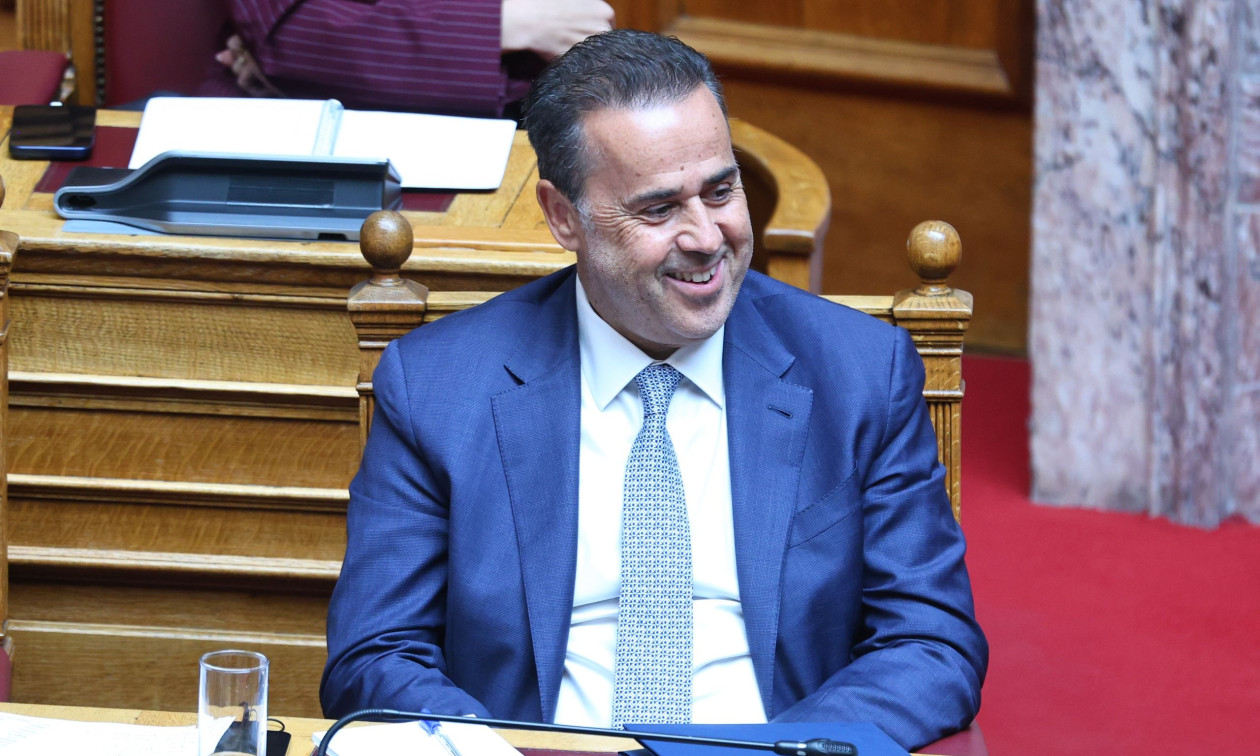 Ψηφίστηκε το νομοσχέδιο για τις ΑΠΕ – Παπασταύρου: Προχωράμε γρήγορα σε θέματα αποθήκευσης ενέργειας