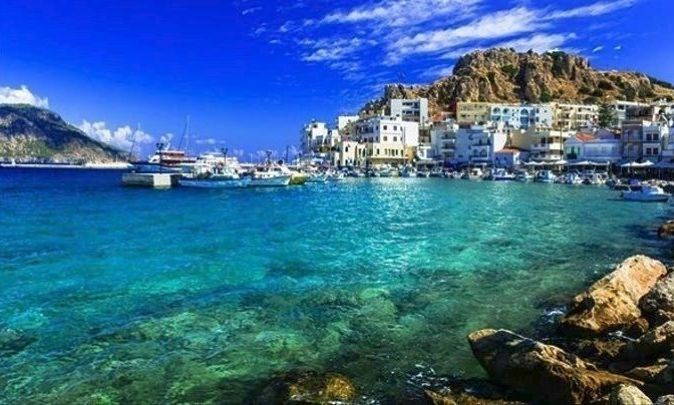 Η Κάρπαθος ανάμεσα στους «μυστικούς πολύτιμους λίθους» της Μεσογείου που προσφέρουν εμπειρίες ζωής