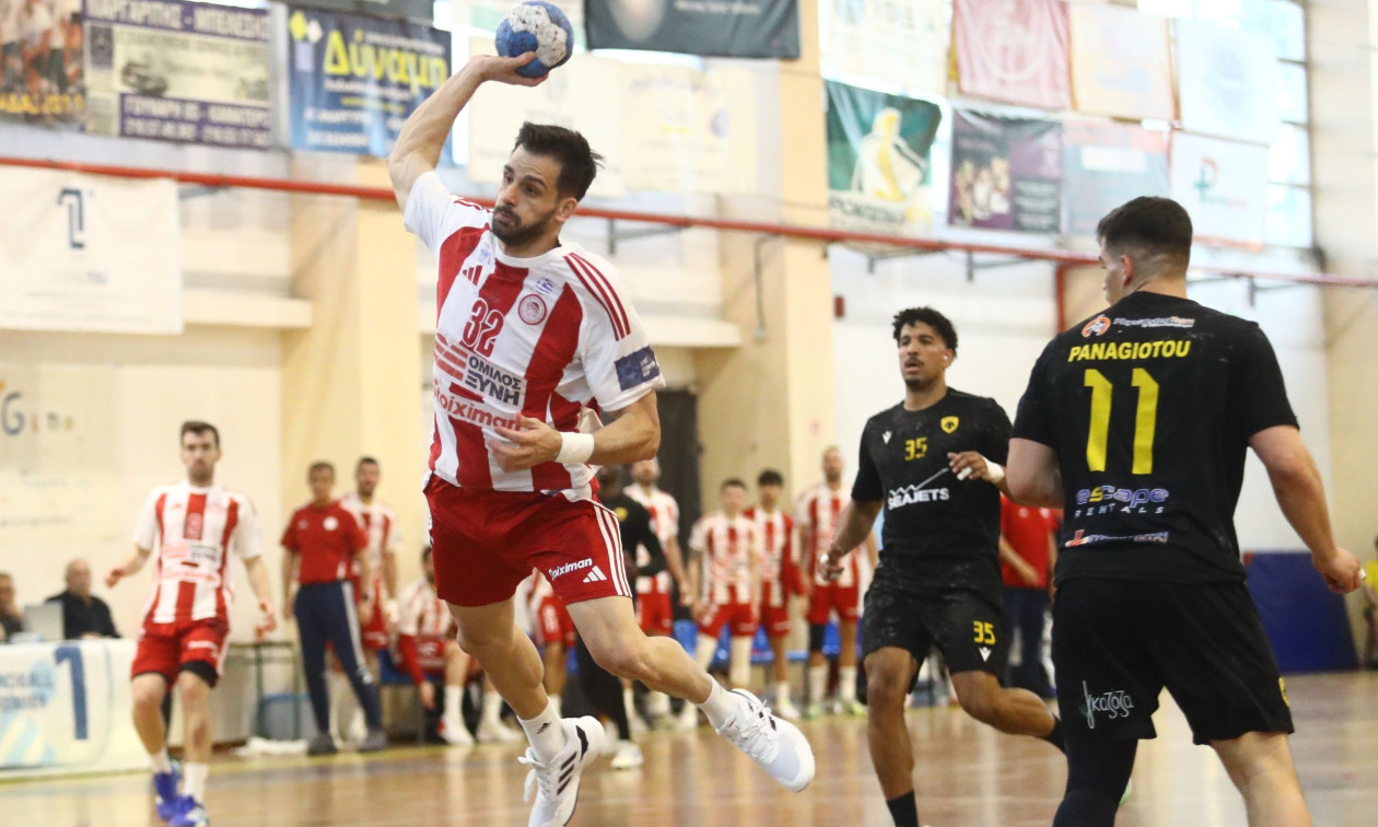 ΑΕΚ – Ολυμπιακός 29-36: Οι «ερυθρόλευκοι» απάντησαν στο break των «κιτρινόμαυρων»