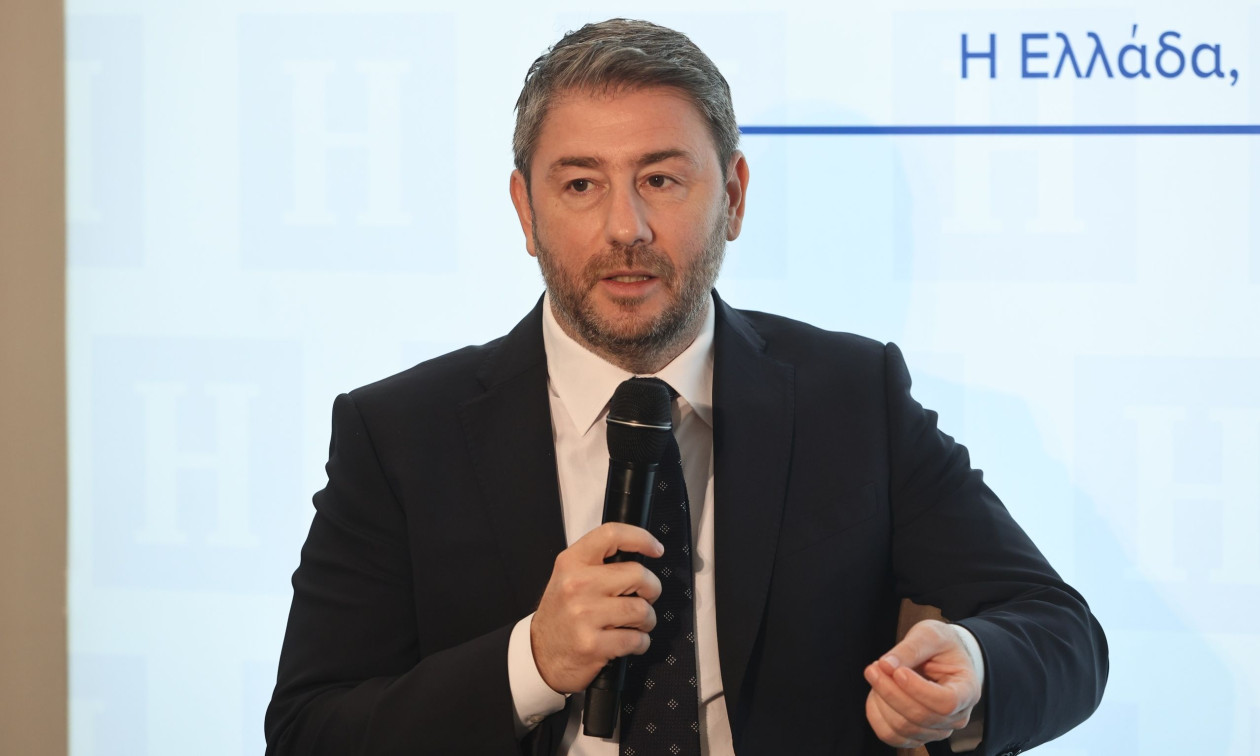 Ανδρουλάκης: Υπέρμετρα αλαζόνας ο Μητσοτάκης