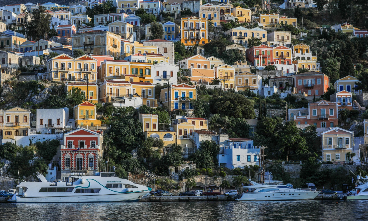 Τουρισμός για Όλους 2026: Ανοιξε η πλατφόρμα - Ποια ΑΦΜ υποβάλλουν σήμερα αίτηση