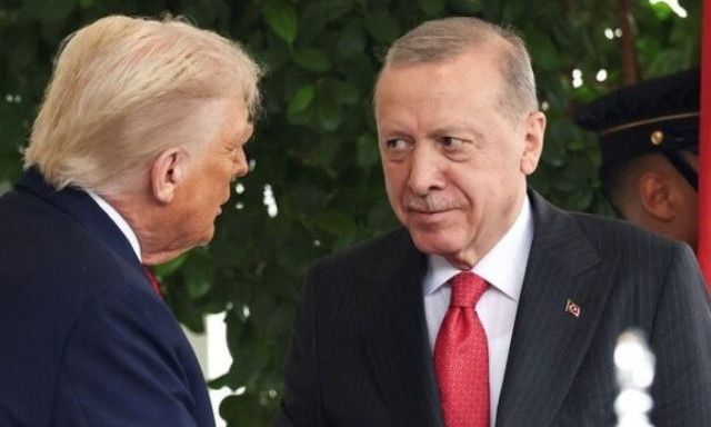 Αλαλούμ με... εγκωμιαστικά σχόλια μεταξύ Τραμπ-Ερντογάν - Διαγράφτηκαν οι αναρτήσεις τους!