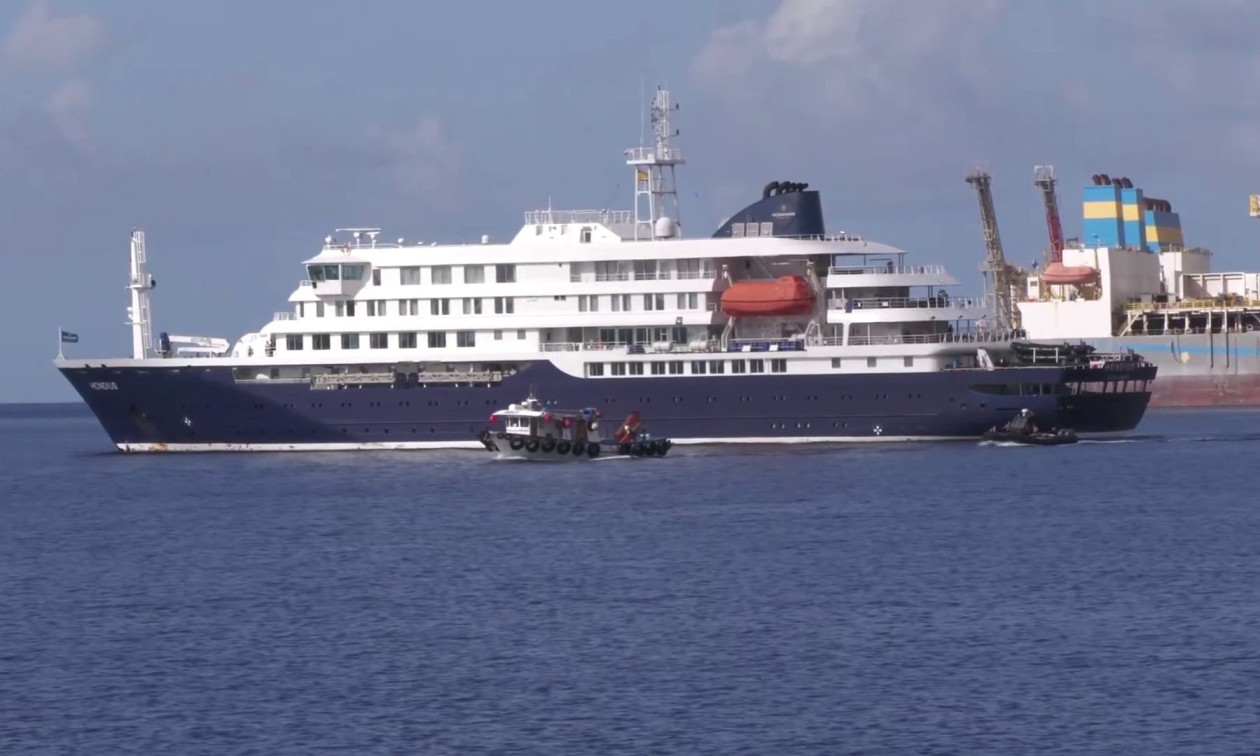 Χανταϊός: Ο καπετάνιος του MV Hondius μπορεί επιτέλους να εγκαταλείψει το πλοίο