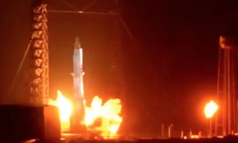 Φλόριντα: Έκρηξη σε πύραυλο της Blue Origin κατά τη διάρκεια δοκιμής στο Ακρωτήριο Κανάβεραλ