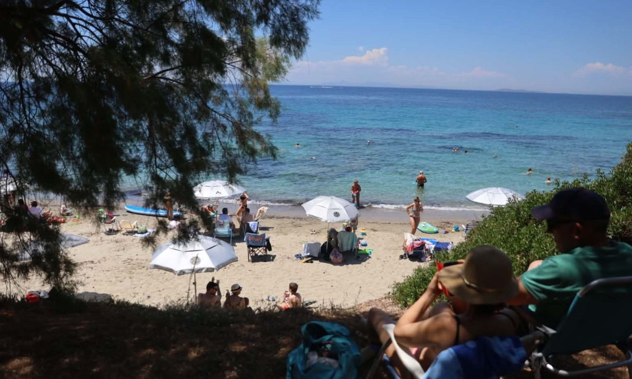 Καιρός -Ζιακόπουλος: Άνεμοι, αστάθεια και μικρή πτώση θερμοκρασίας, με βελτίωση από την Παρασκευή