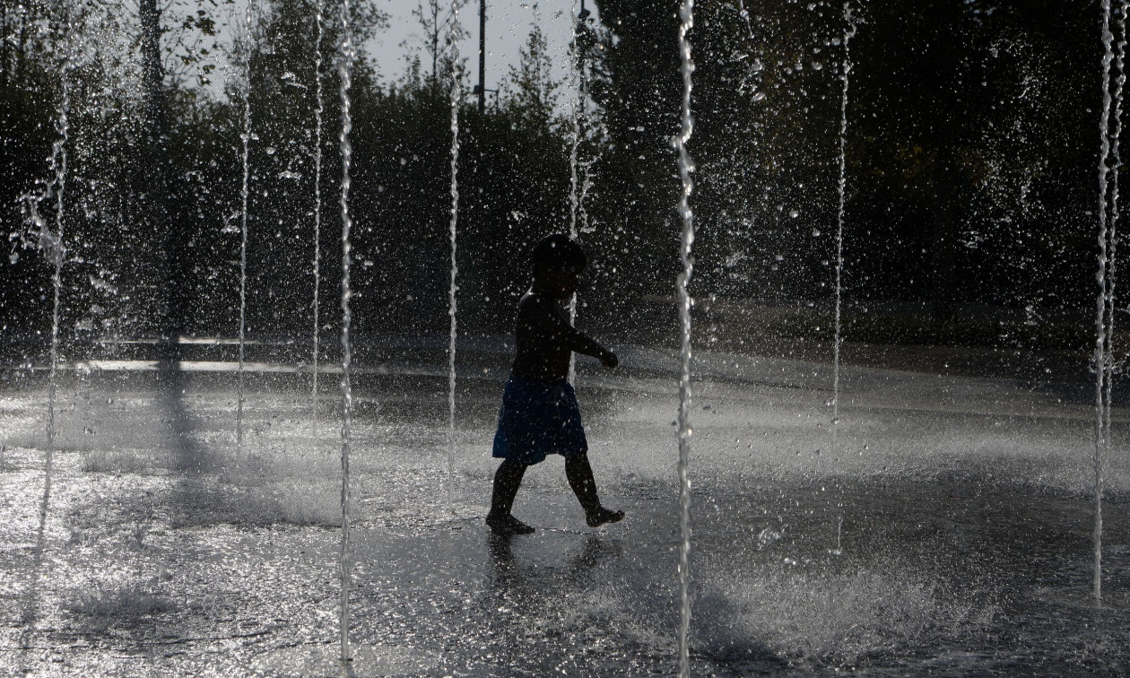 Καιρός: Ξεπέρασε τους 32°C ο υδράργυρος - Πού σημειώθηκε η υψηλότερη θερμοκρασία σήμερα