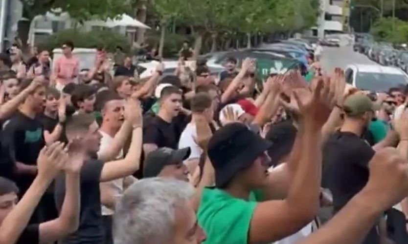Η Αστυνομία κόβει τον δρόμο ακόμα και στα μέλη της αποστολής