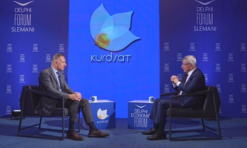 Νταβούτογλου: Αιγαίο και Αν.Μεσόγειος πεδία συνεργασίας, αλλ