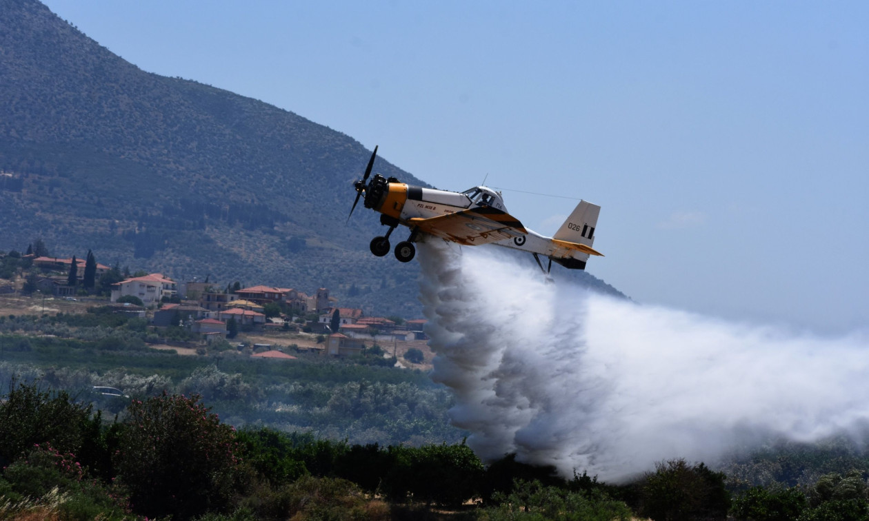 Οριοθετήθηκε η φωτιά στην Κερατέα