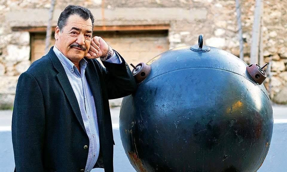 Συγκινεί ο Νίκος Σιγάλας για τον καπετάν Γιάννη Σκοπελίτη: «Μας κράτησε στην Αμοργό μετά το ’88»