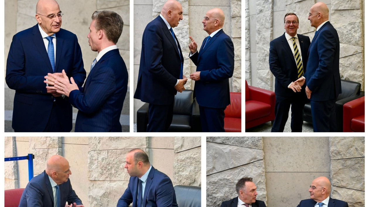 Μπαράζ επαφών του Νίκου Δένδια στην Σύνοδο υπουργών του ΝΑΤΟ στις Βρυξέλλες
