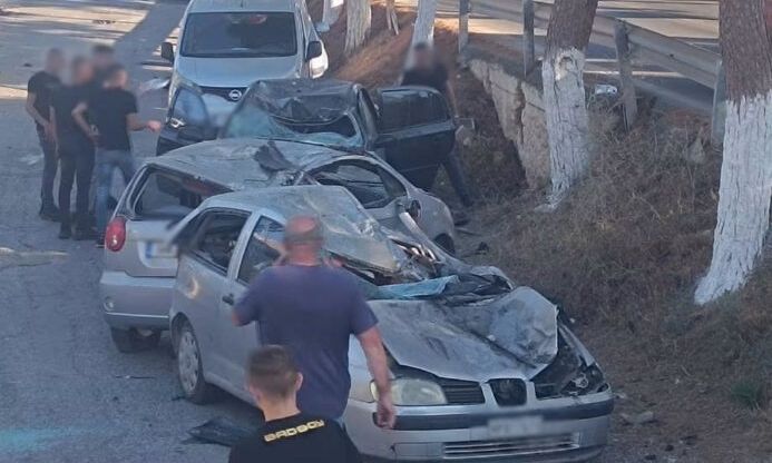 Βίντεο ντοκουμέντο από την τρελή πορεία του αυτοκινήτου στο Ηράκλειο - Παρέσυρε παρκαρισμένα ΙΧ