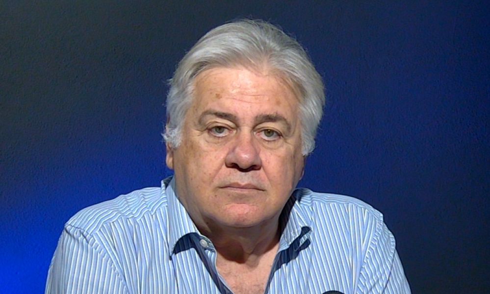 Επανέρχεται ο Σπύρος Σουρμελίδης στη διεύθυνση της Αυγής