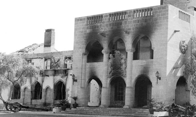 Πραξικόπημα 1974: Η Κύπρος τιμά τη μνήμη των πεσόντων - Στις 8:20 ήχησαν σειρήνες σε όλες τις πόλεις