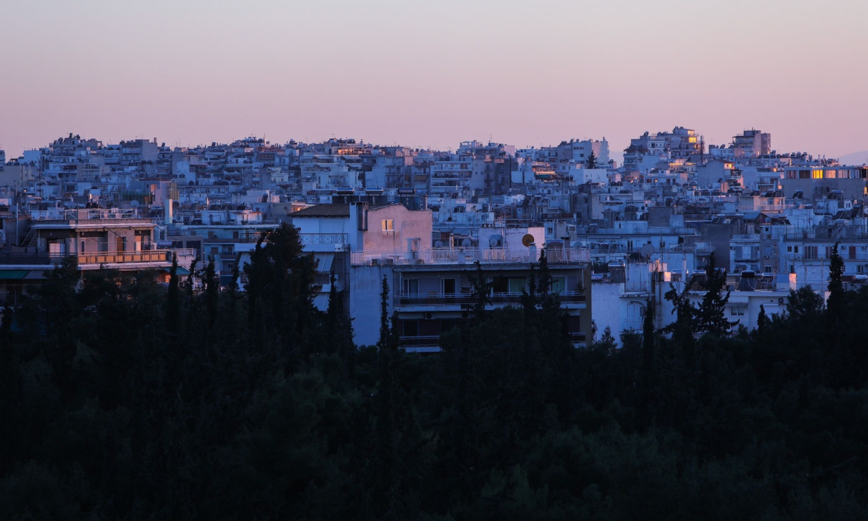 Στεγαστικά δάνεια: Αγωνία για νέα αύξηση επιτοκίων της ΕΚΤ - Πόσο μπορεί να αυξηθεί κάθε δόση